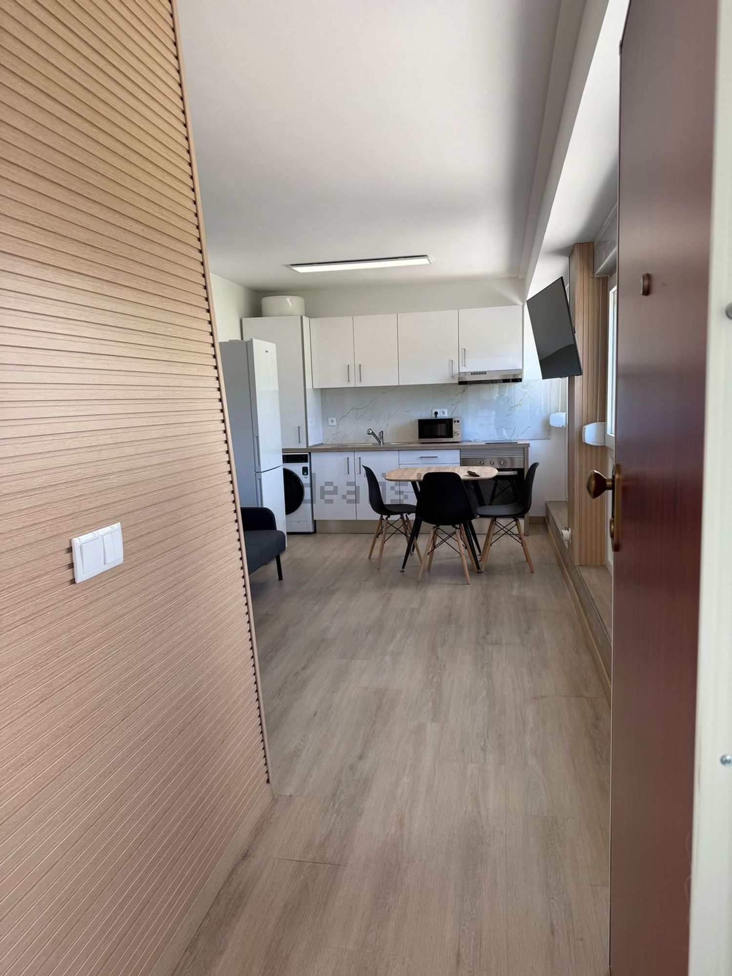 T0（单人公寓）出售在Rua Major Rosa Bastos, 17 - 客厅