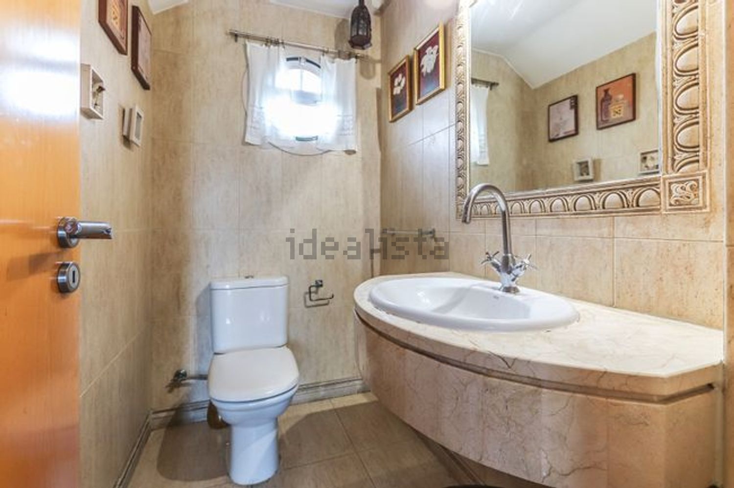 小楼房或独栋别墅出售在Praceta Santo António - 卫生间