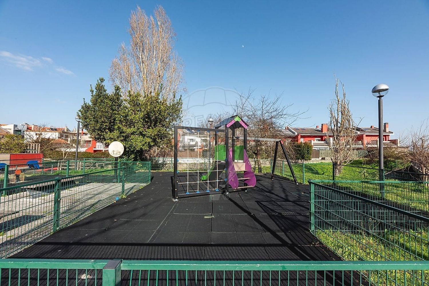 出租小楼房或独栋别墅在Rua São Miguel Arcanjo - 花园