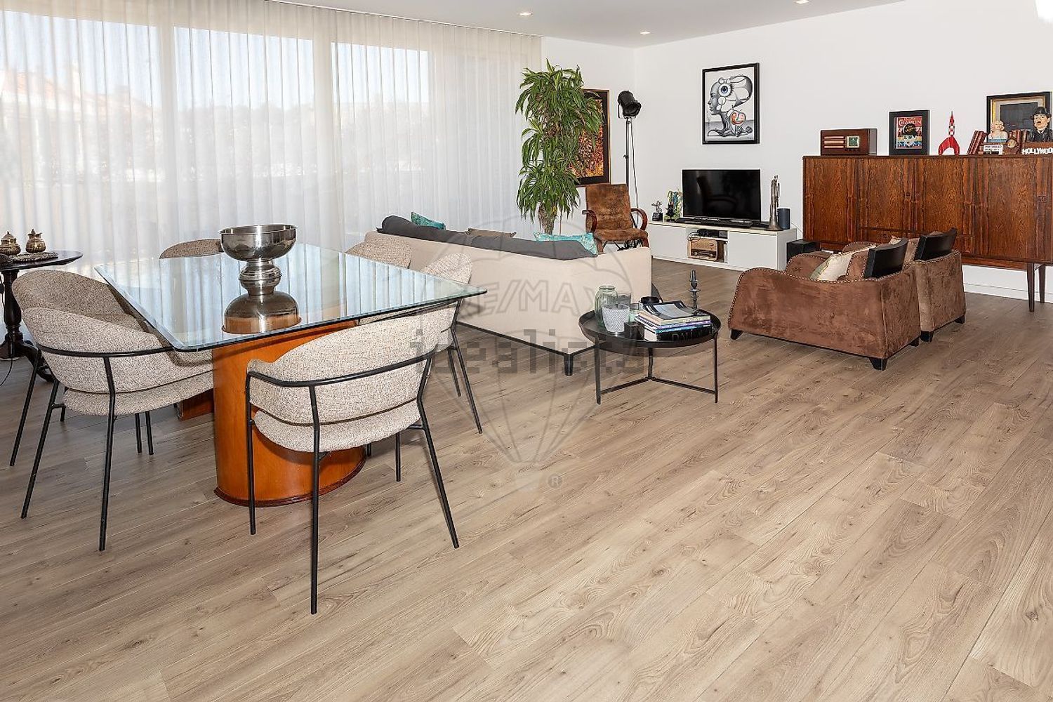 出租公寓 t2在Rua Nossa Senhora Egipto - 客厅