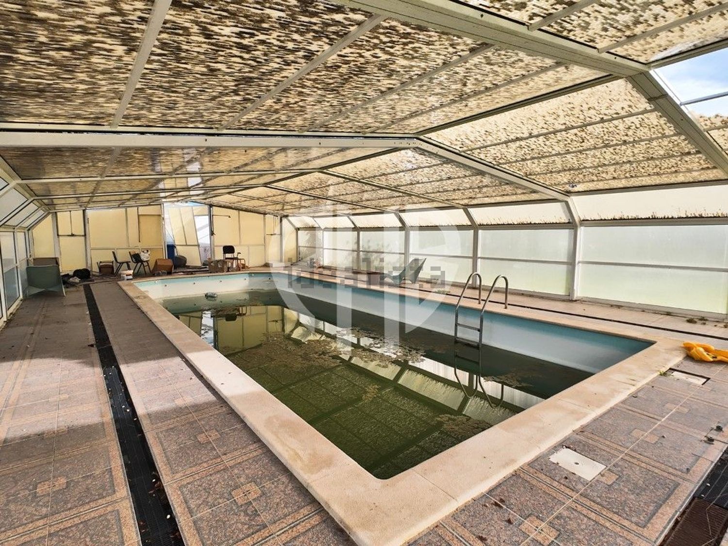 庄园出售在Rua 25 de Abril - 游泳池