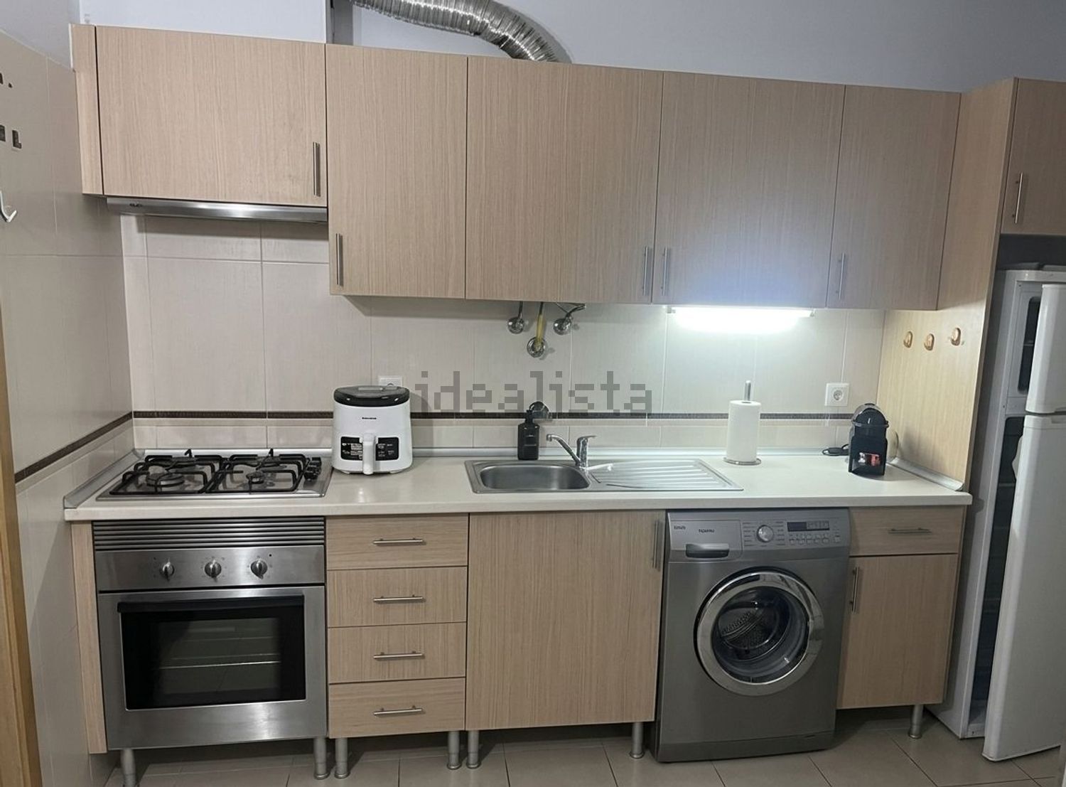 出租公寓 t2在Avenida engenheiro duarte pacheco, 12 - 厨房