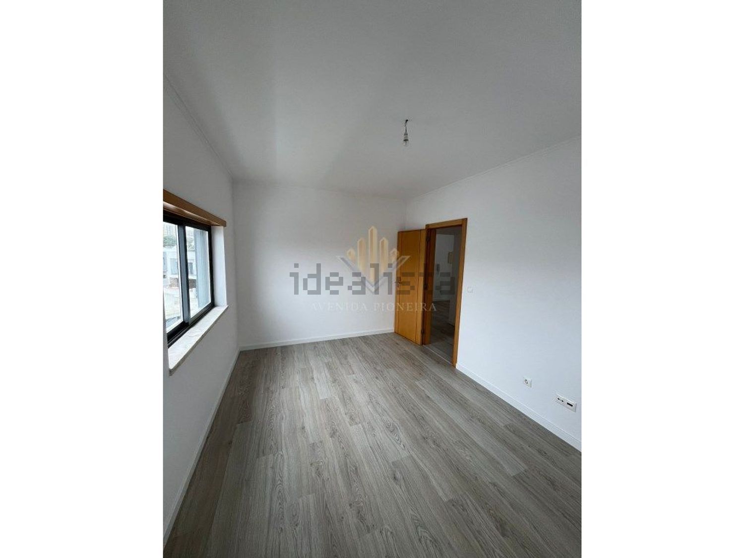 小楼房或独栋别墅出售在Rua Pulido Valente - 居住