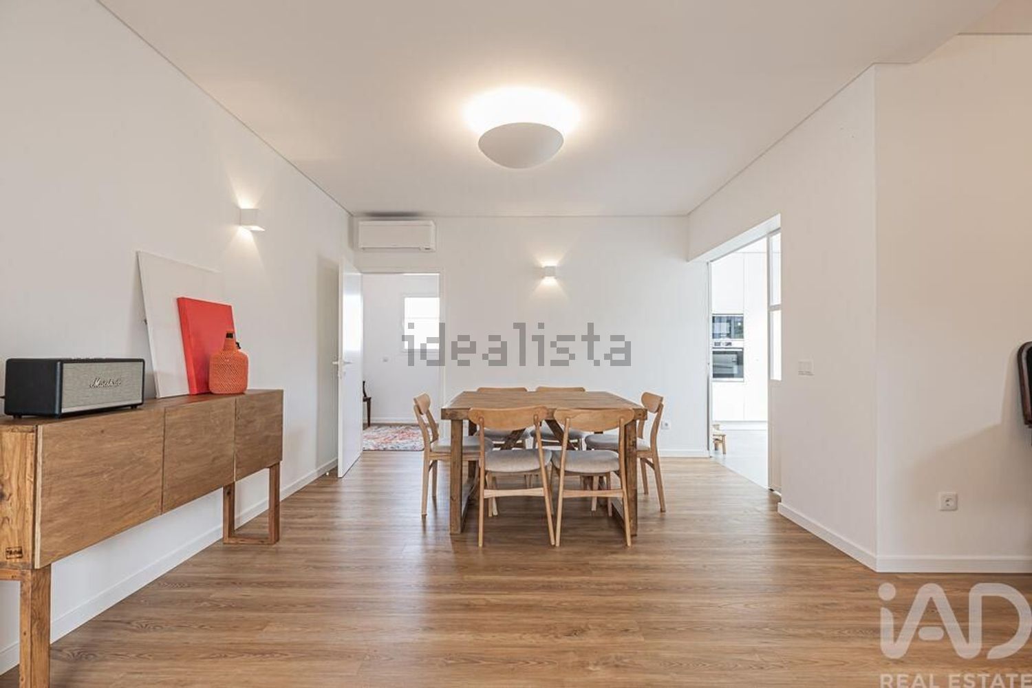 小楼房或独栋别墅出售在Santo Isidoro - 客厅