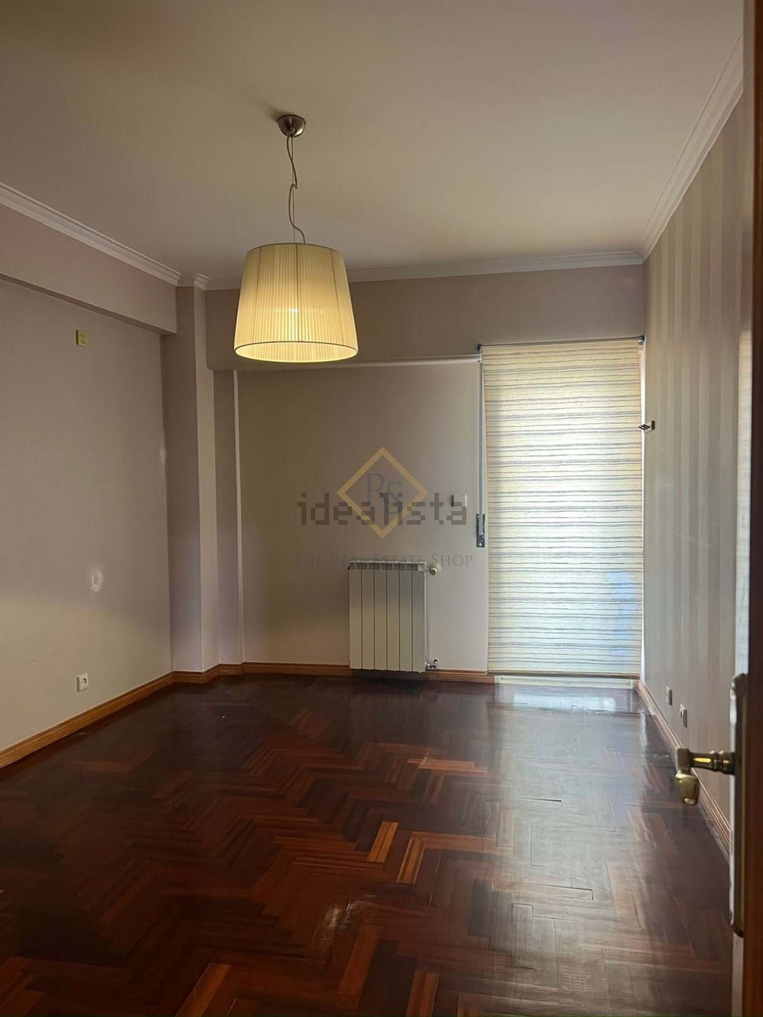 出租公寓 t2在Rua Mário Viegas s/n - 卧室