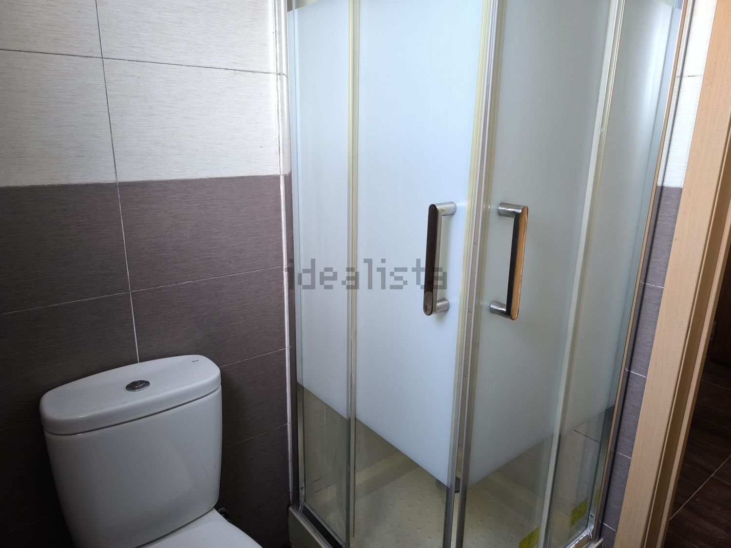 出租公寓 t1在Rua Luís de Camões, 15 - 卫生间