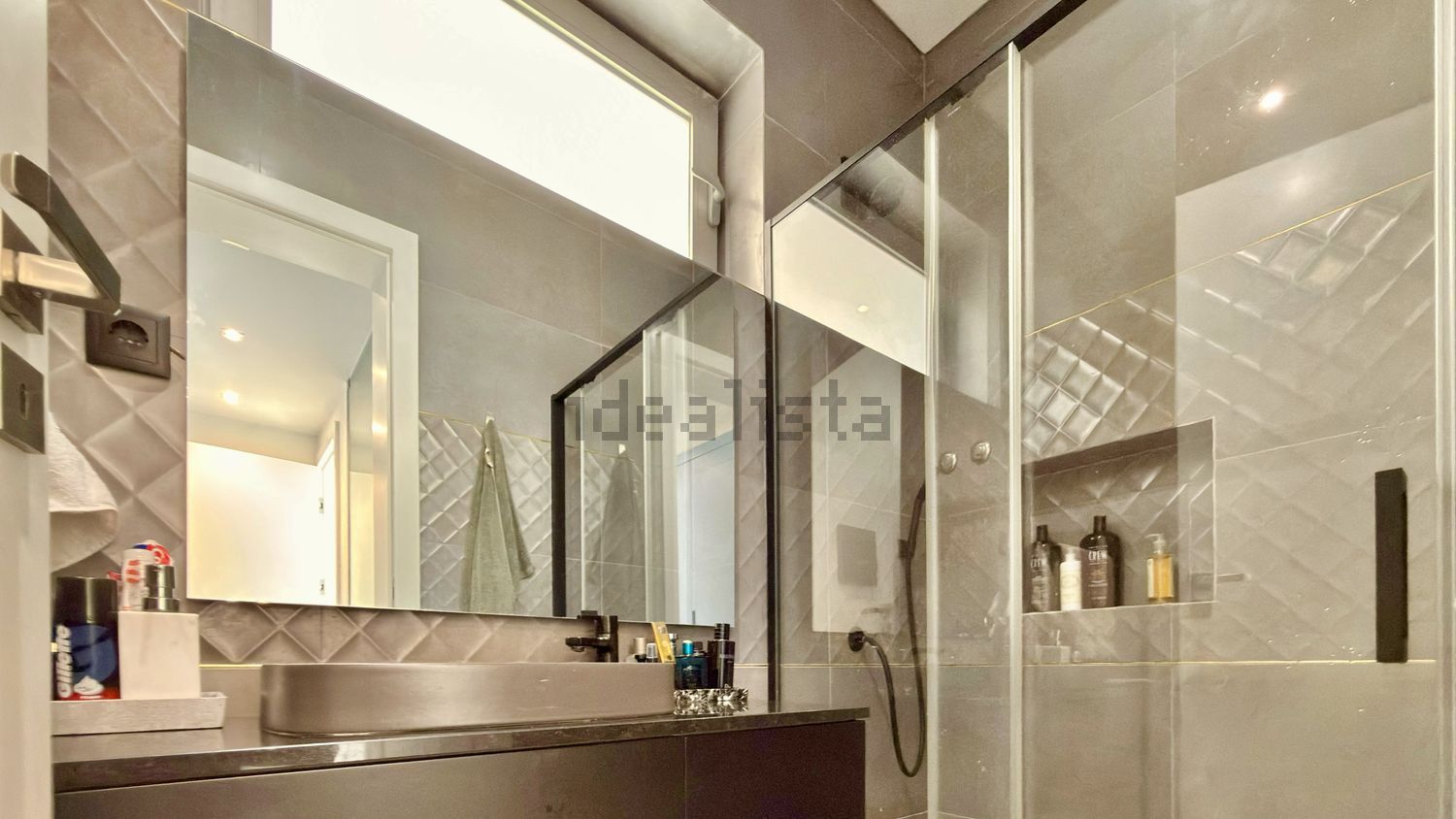 小楼房或独栋别墅出售在Rua Mato das Cruzadas - 卫生间