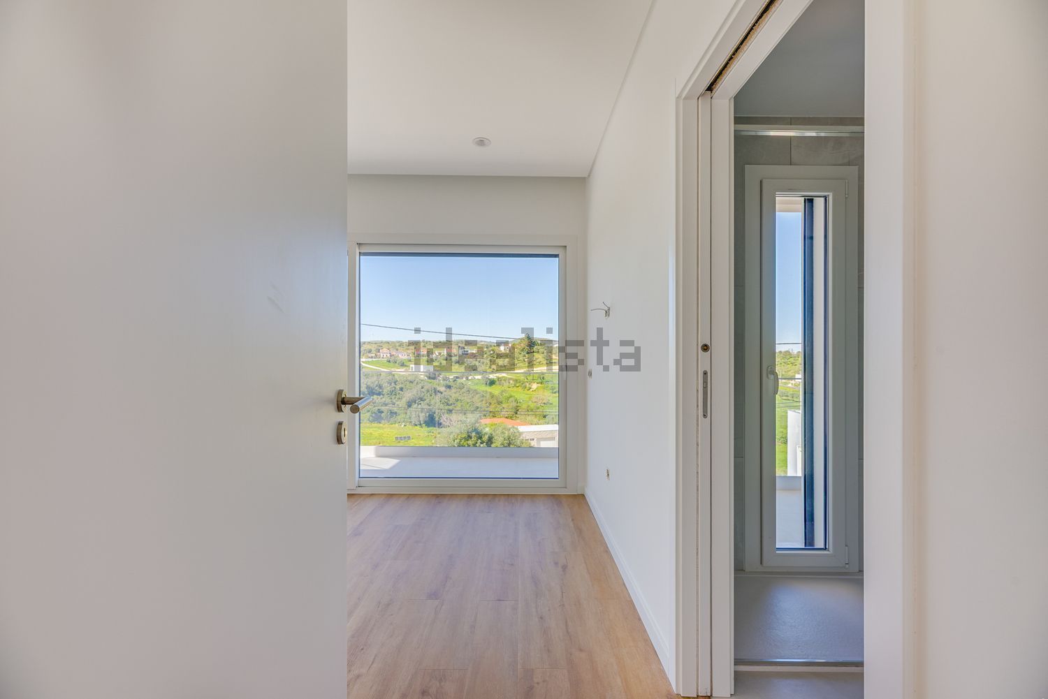 小楼房或独栋别墅出售在Santa Iria de Azoia - São João da Talha - Bobadela - 居住