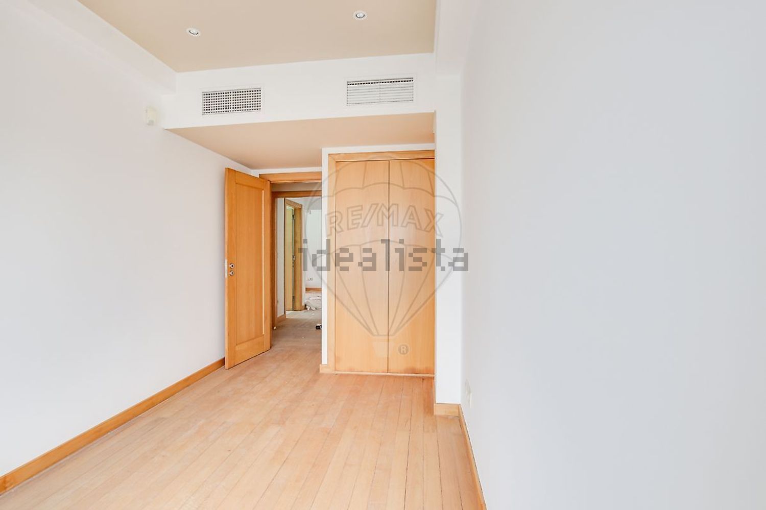 出租小楼房或独栋别墅在Marco Cabaço - Vale Cavala - 居住