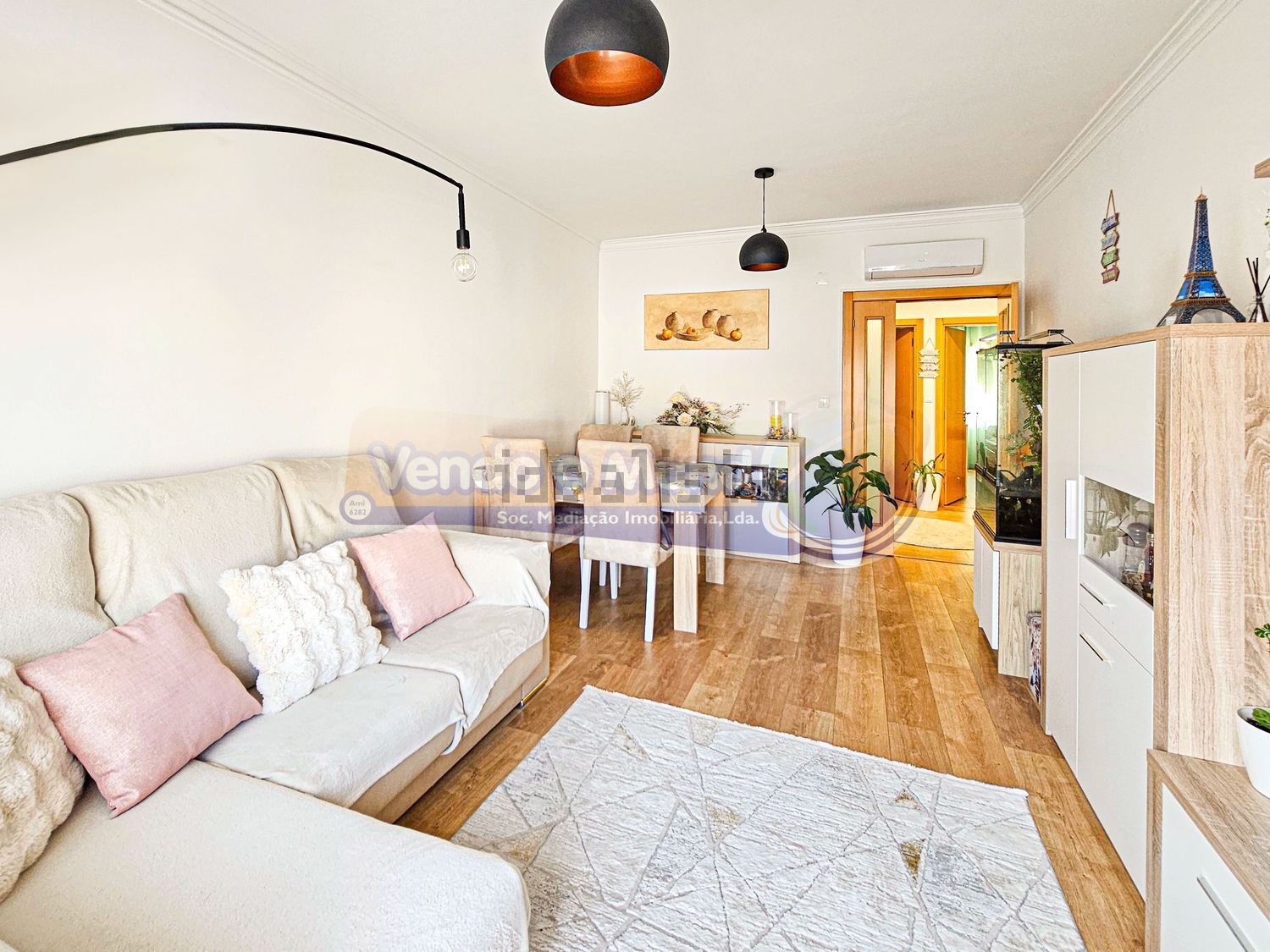 公寓 t2出售在Encosta do Sol - 客厅