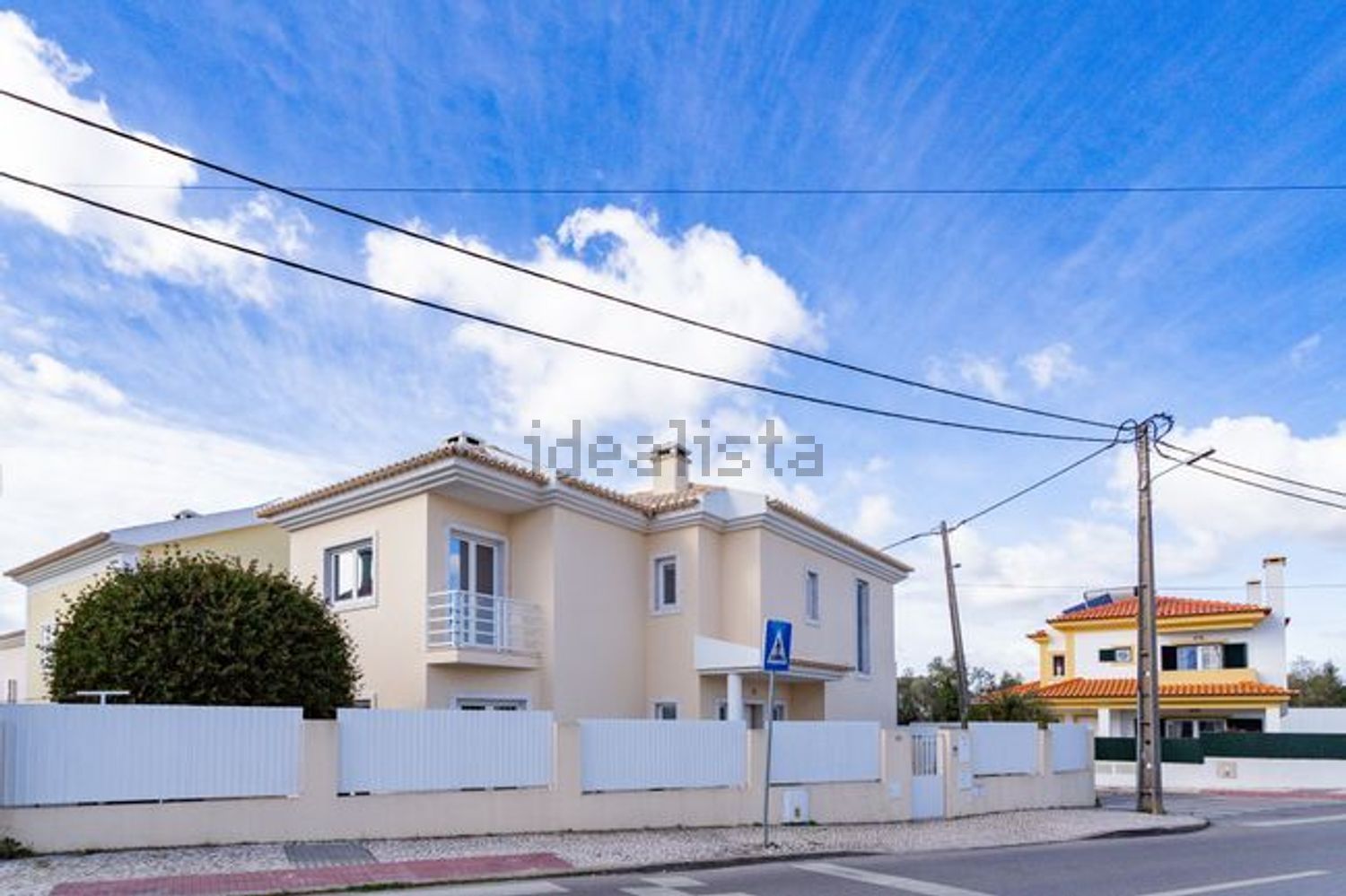 小楼房或独栋别墅出售在Travessa da Fé - 外立面