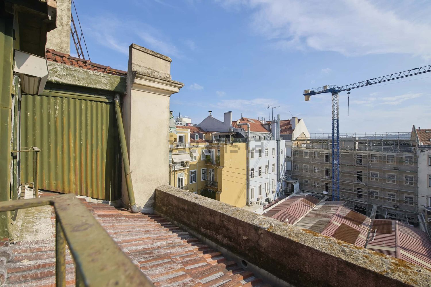 出租房间在Largo Vitorino Damásio, 2 - 阳台