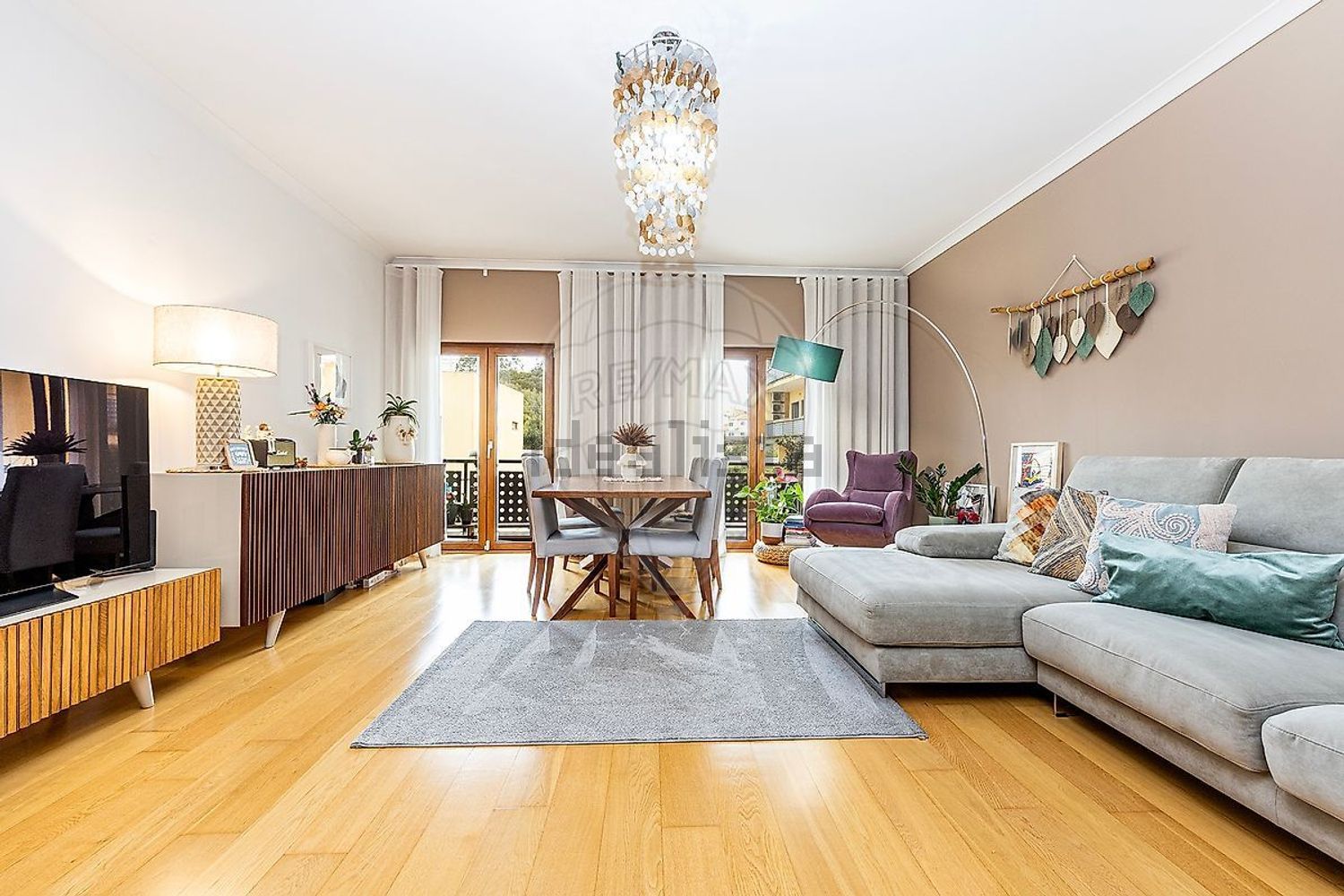 公寓 t3出售在Travessa da Lagoa - 客厅