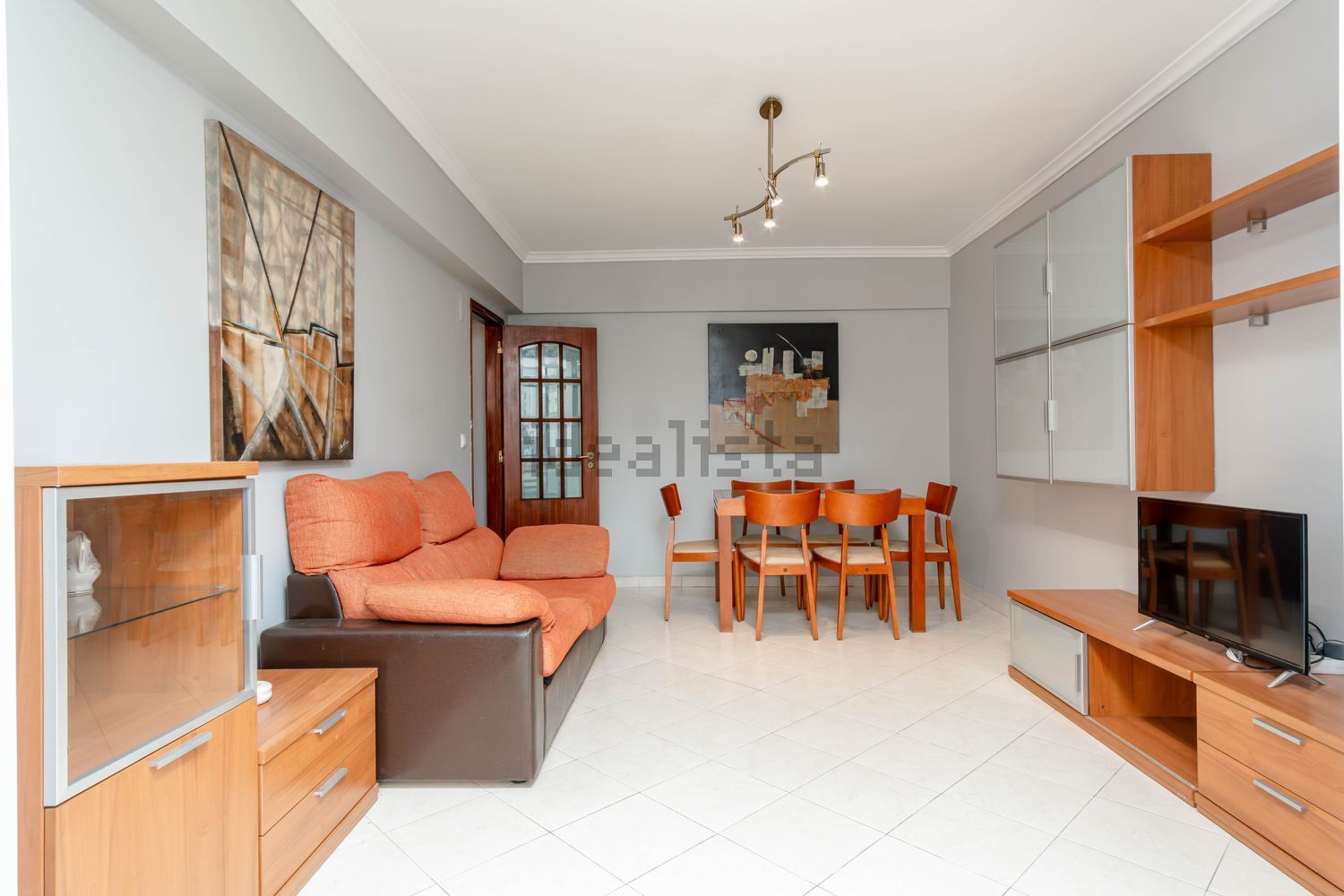 出租公寓 t2在Rua Ramiro Ferrão - 客厅