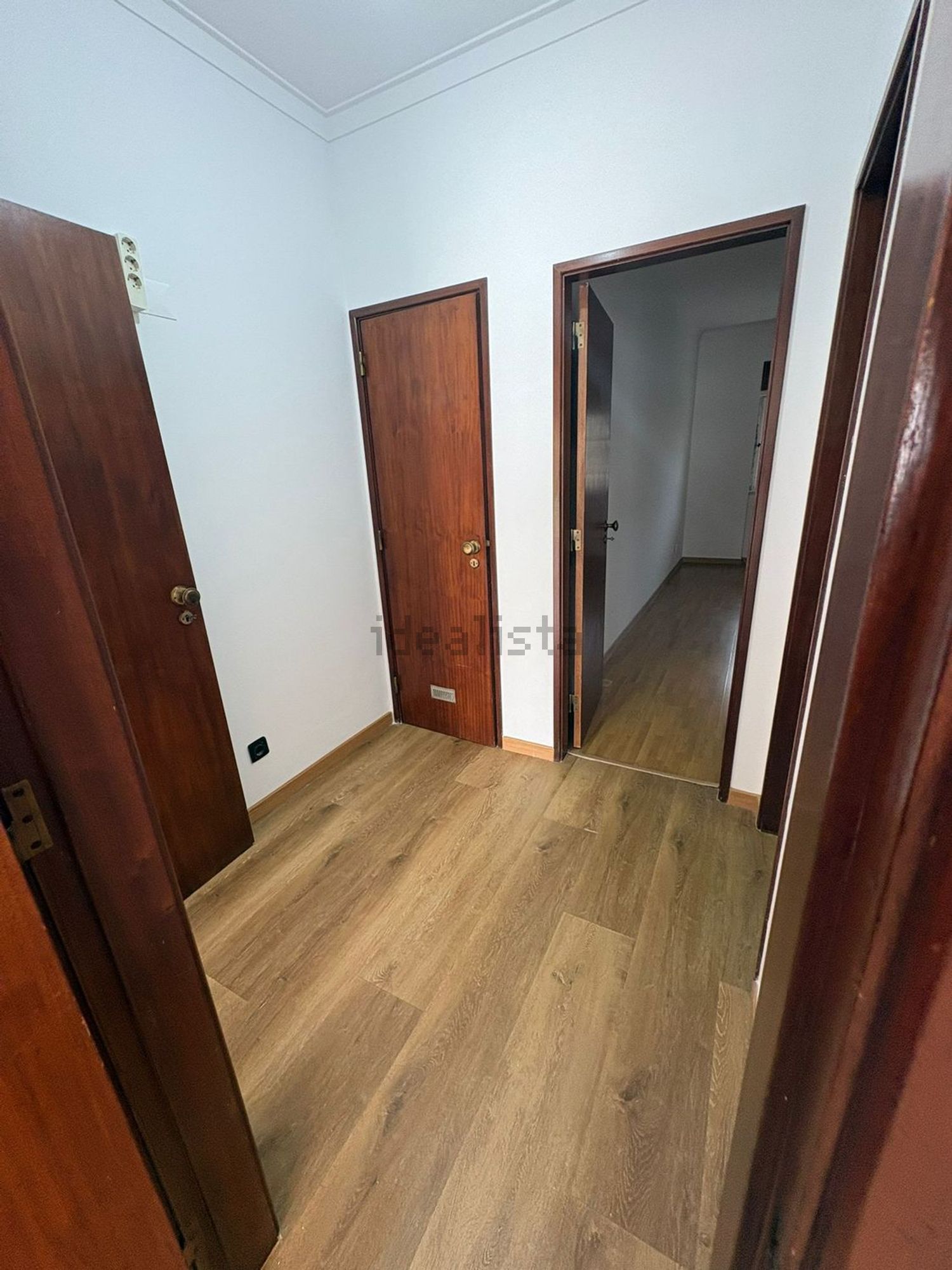 出租公寓 t2在Rua Armando Cortesão, 28 - 过道