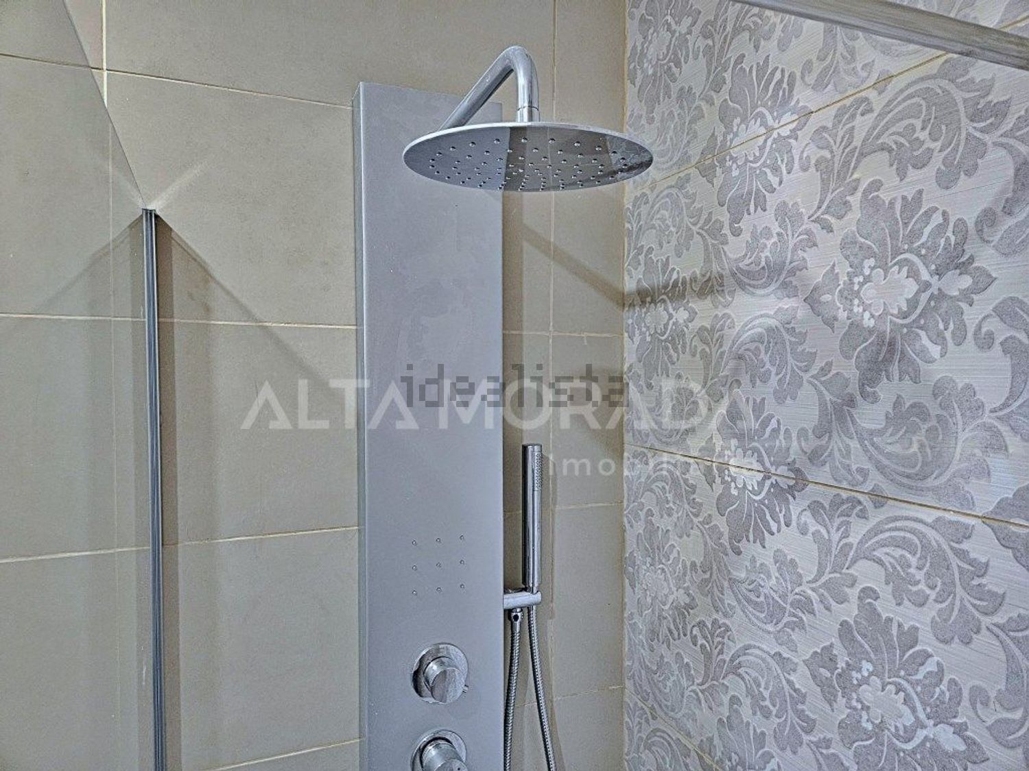 公寓 t2出售在Rua de Diu, 28 - 卫生间