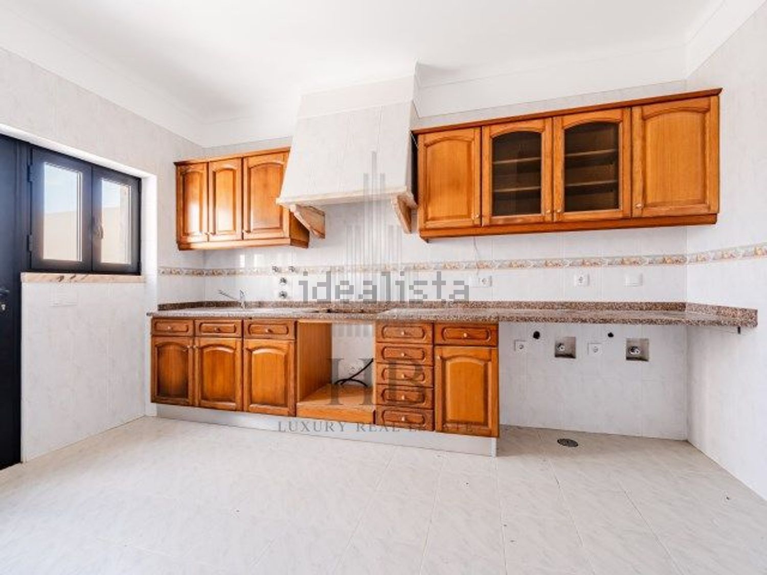 出租小楼房或独栋别墅在Rua do Arneiro - 厨房