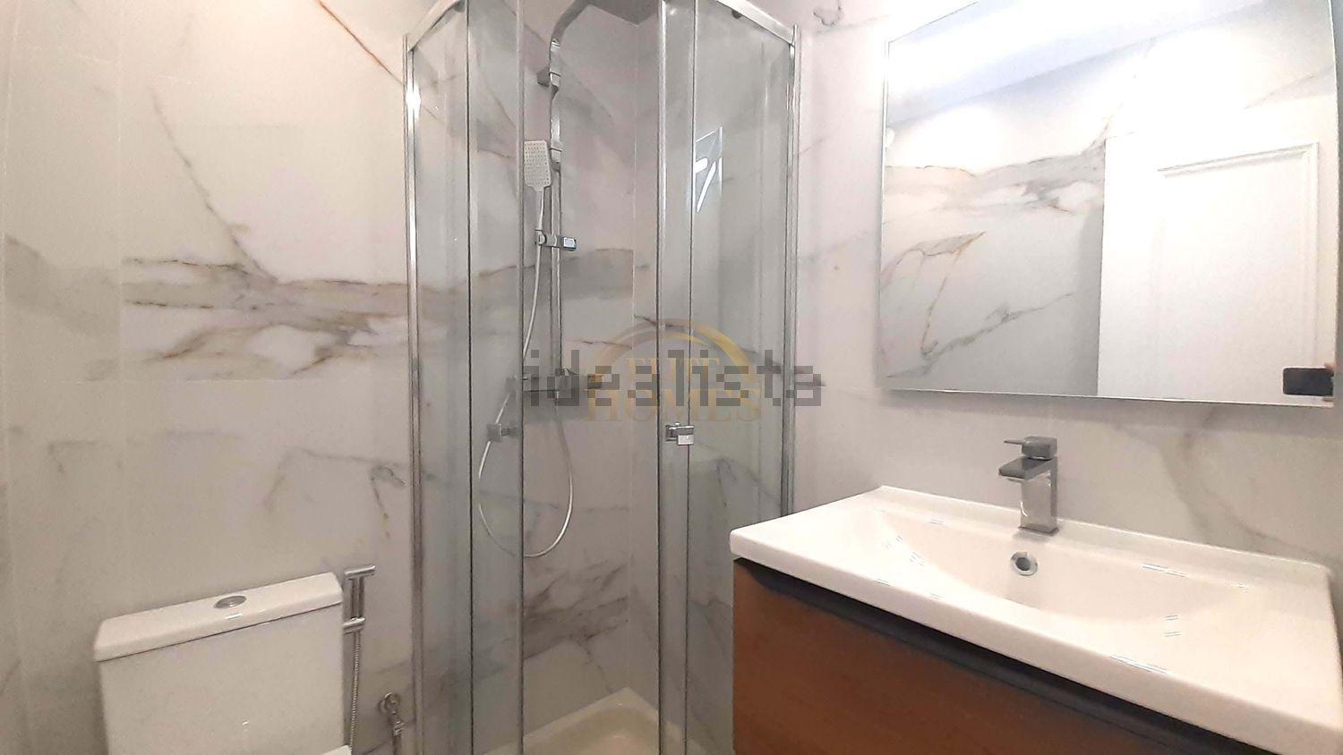 公寓 t3出售在Praceta Raúl Brandão - 卫生间