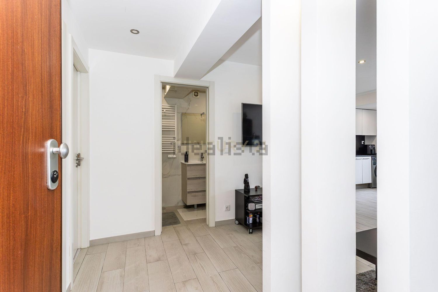 公寓 t2出售在Rua Luís Cristino da Silva, 222 - 过道