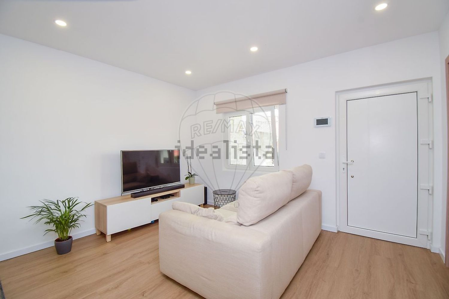 出租公寓 t3在Porto Salvo - 客厅