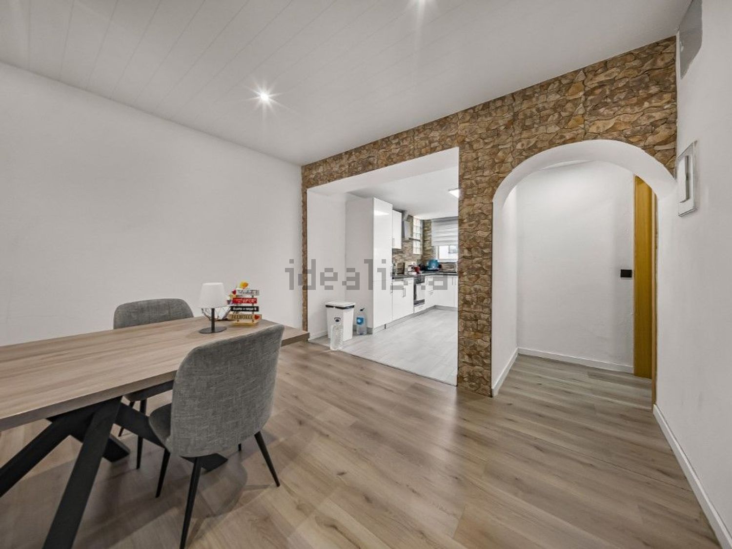 公寓 t2出售在Rua Dom João de Castro - 客厅