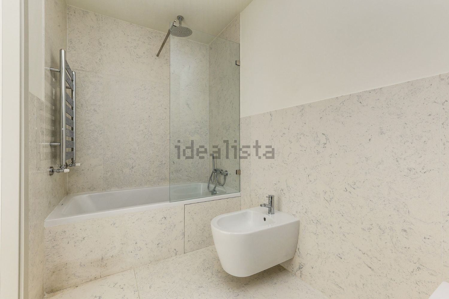 公寓 t1出售在Rua Mário Botas - 卫生间