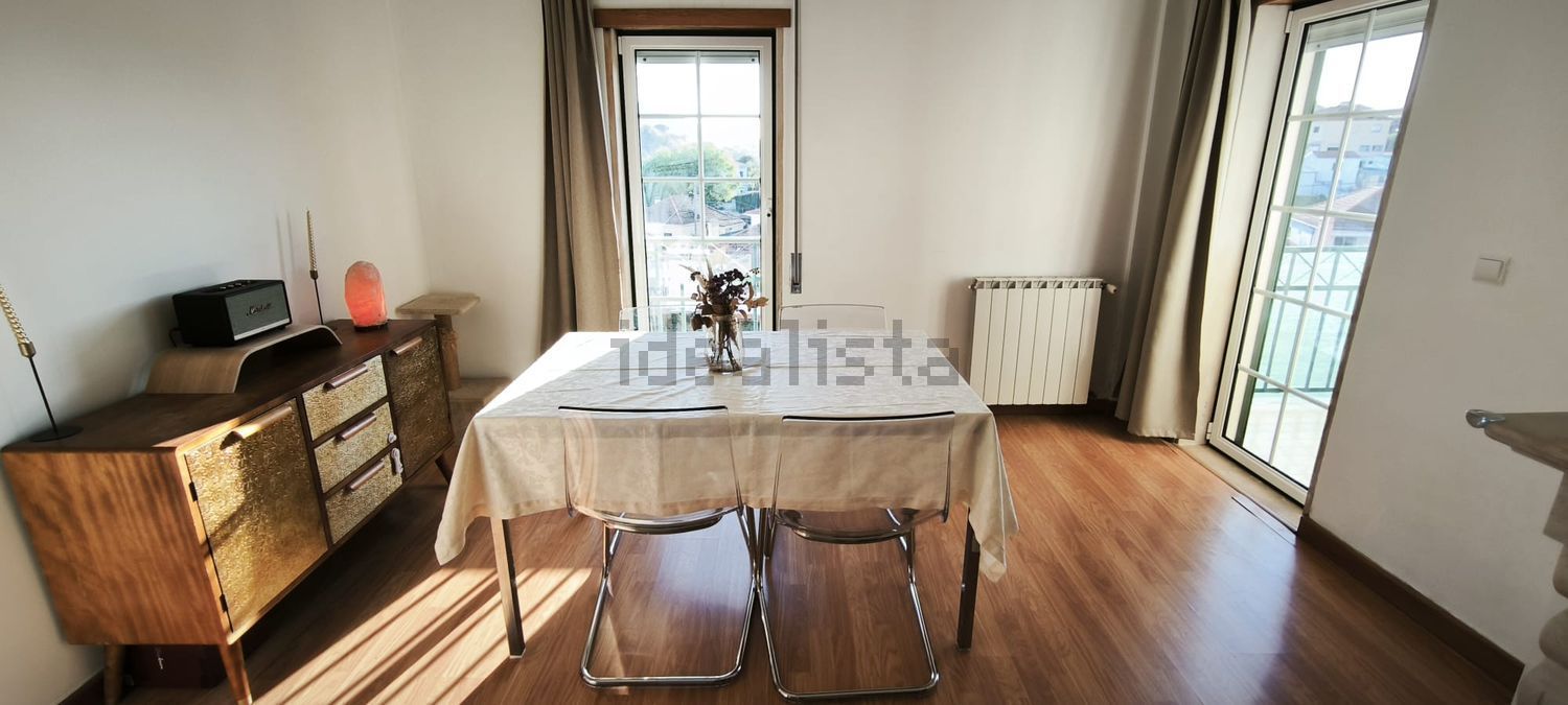 公寓 t2出售在Rua Venda do Valador, 19 b - 客厅