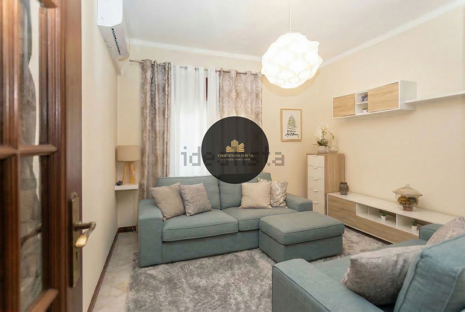 公寓 t2出售在Moita - 客厅