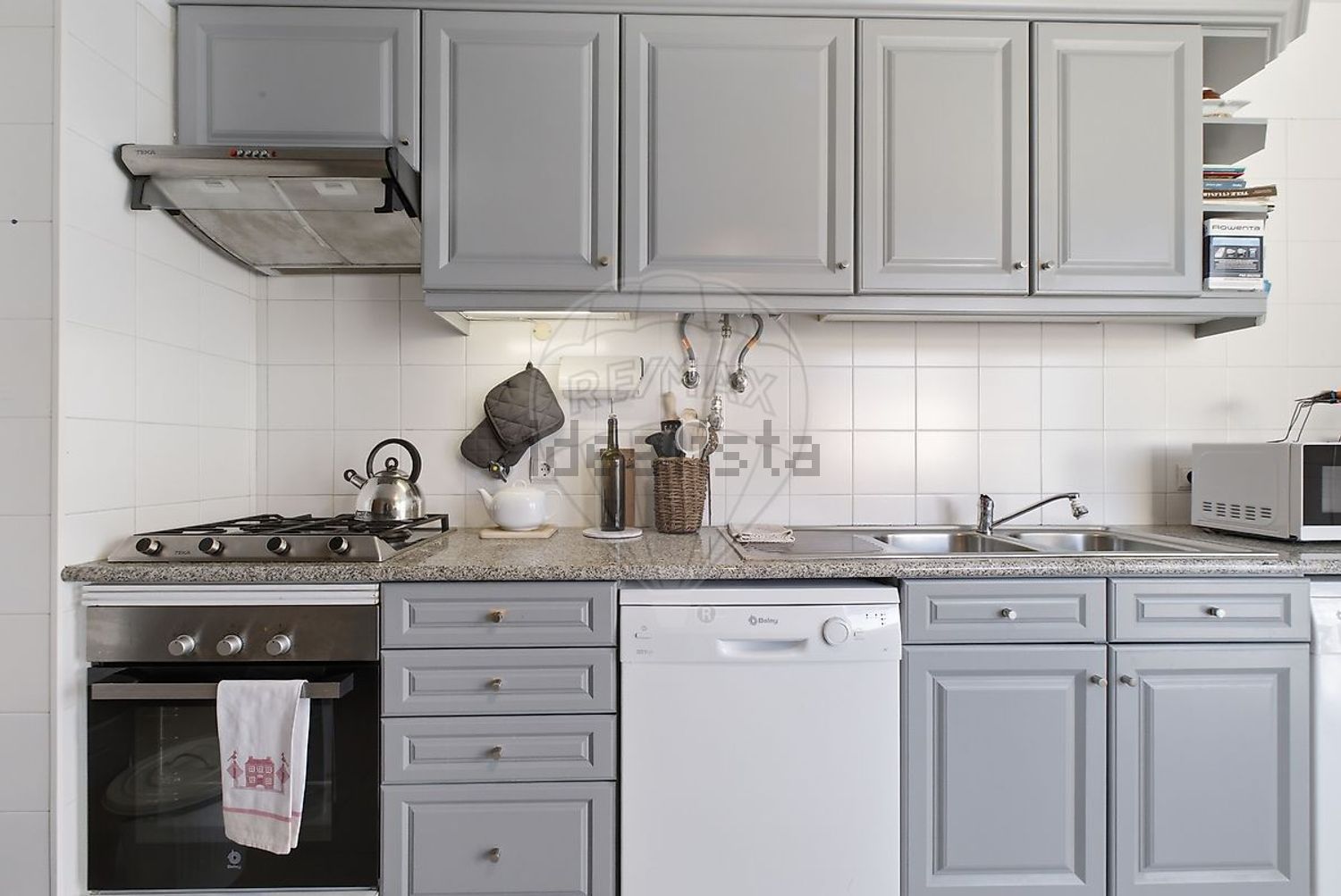 公寓 t2出售在Rua Cidade de Bolama - 厨房