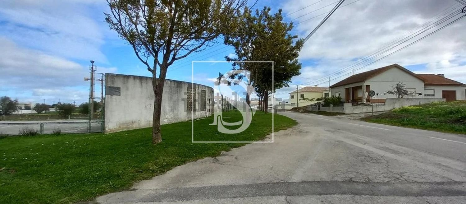 小楼房出售在Alcochete - 花园