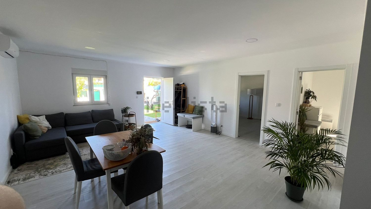 出租小楼房或独栋别墅在Rua Rui Cinatti, 391 - 客厅