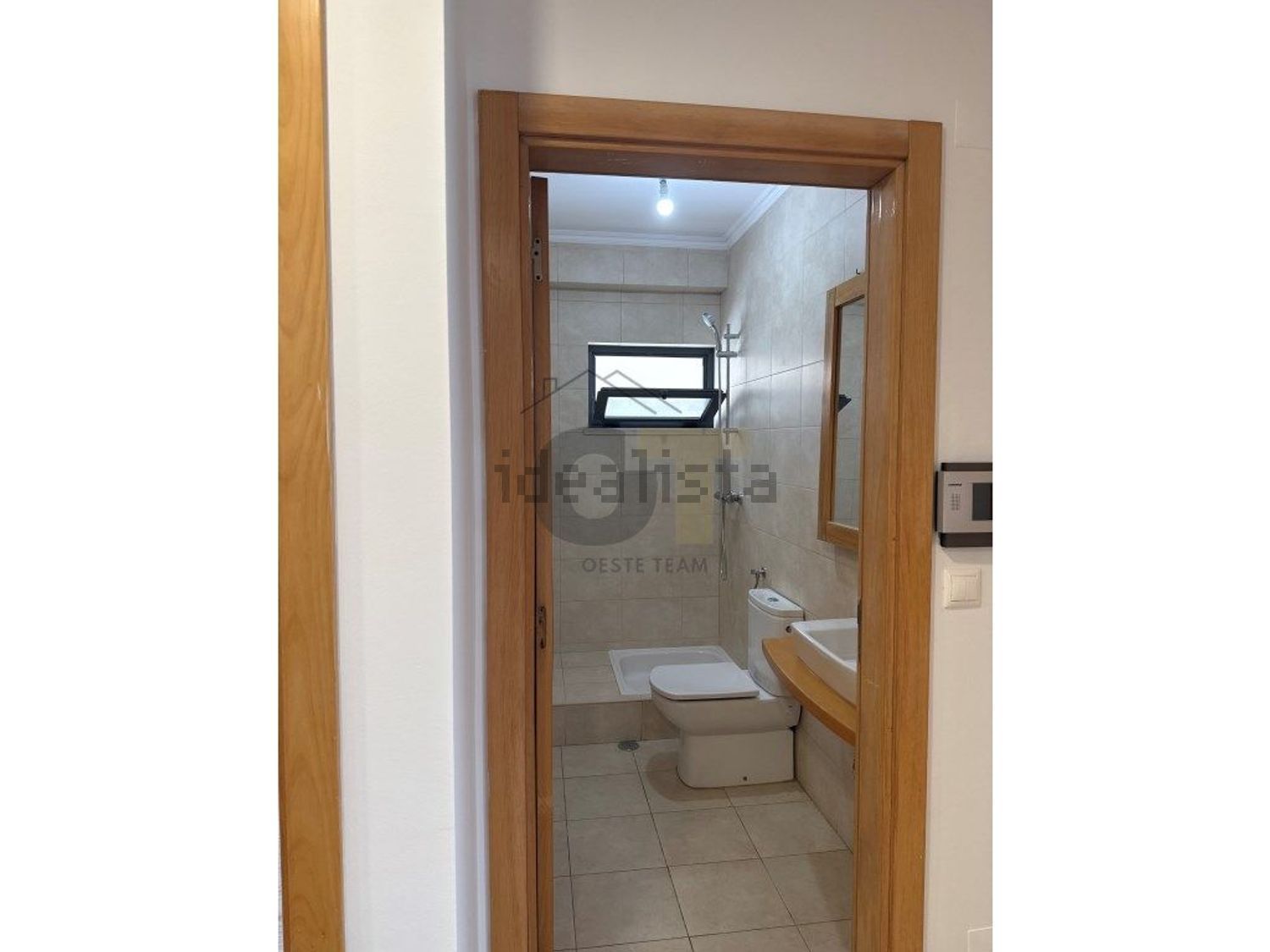 小楼房或独栋别墅出售在Rua Pulido Valente, 14 - 卫生间