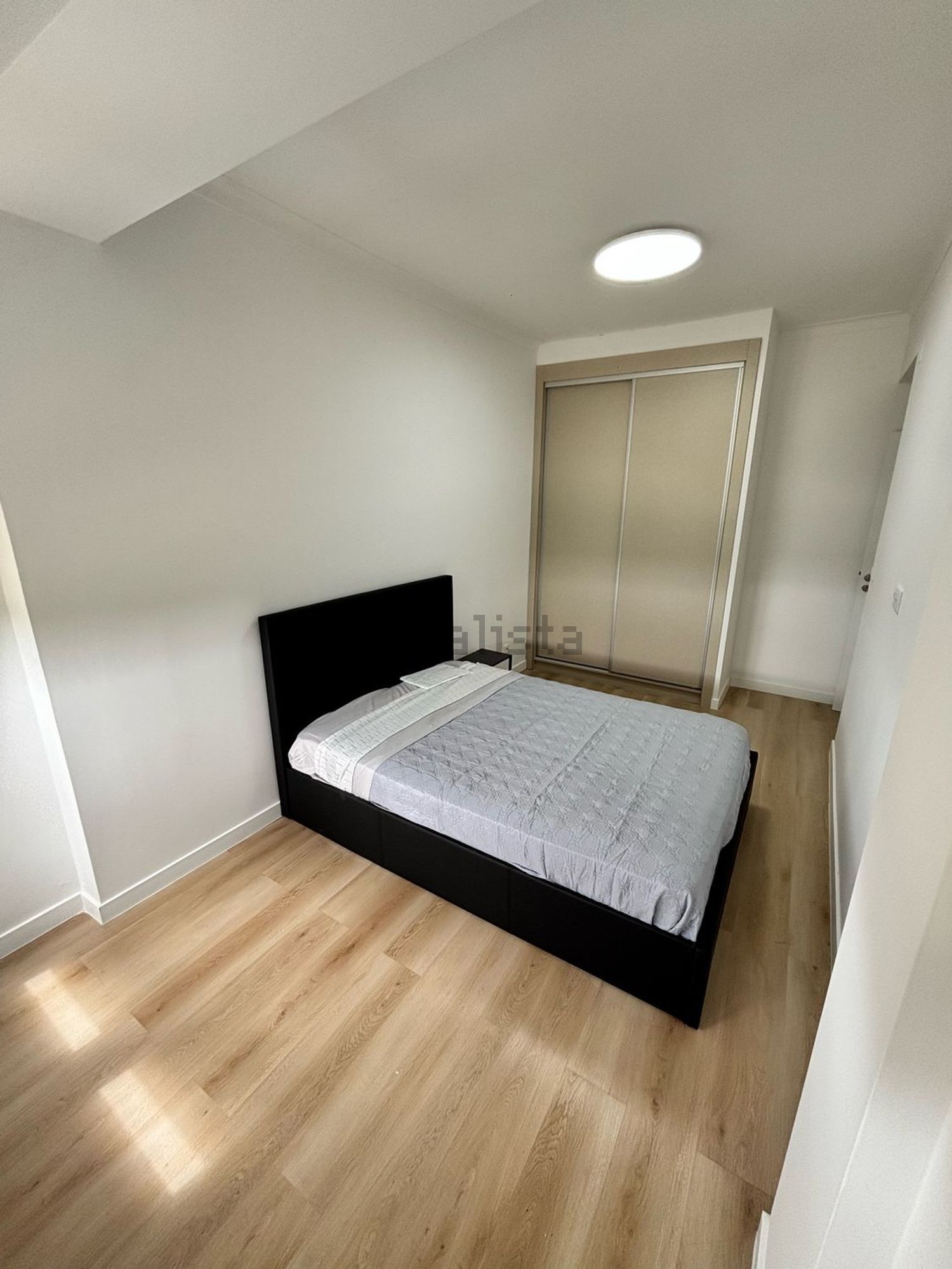 出租房间在Rua Paulo Reis Gil, 51 - 卧室