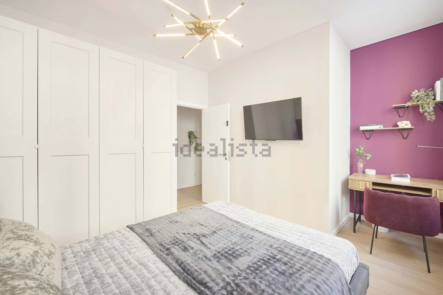 出租房间在Largo Vitorino Damásio, 2 - 卧室