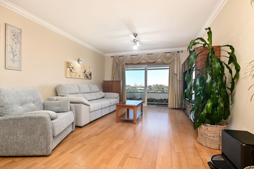 公寓 t3出售在Rua Água-Marinha