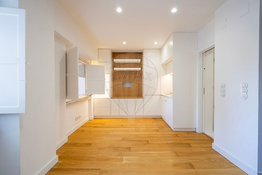 出租t0（单人公寓）在Rua Conde Almoster