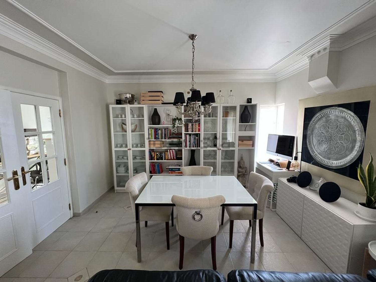 小楼房或独栋别墅出售在Vale Figueira - Carcereira - 客厅