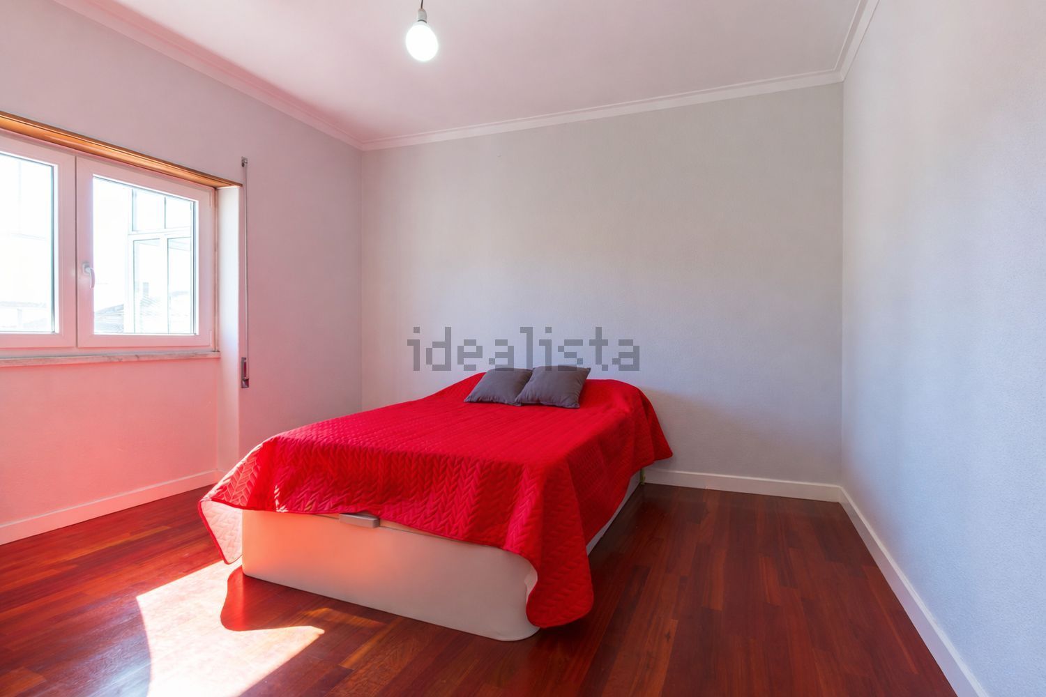 双拼别墅出售在Rua António Sérgio - 卧室