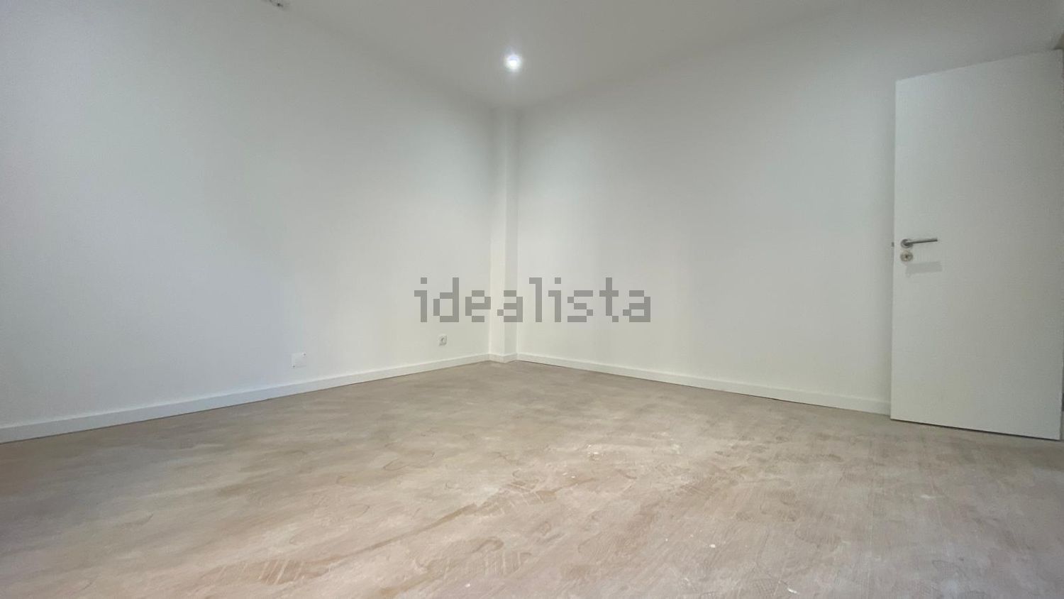 公寓 t3出售在Avenida Comandante Luís António da Silva - 居住