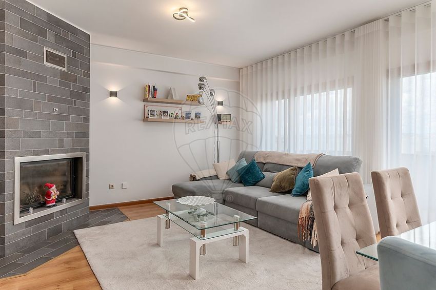 公寓 t3出售在Rua Almirante Reis