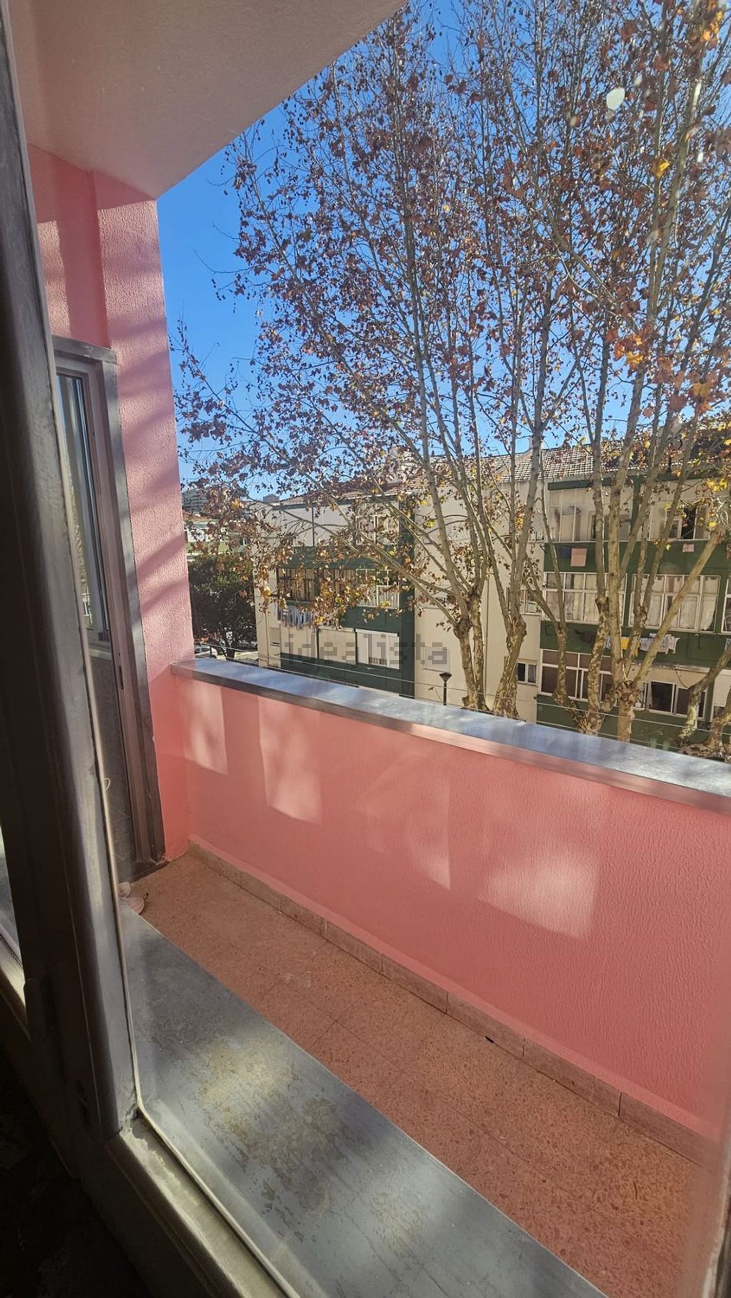 出租房间在Rua Nuno Gonçalves, 36 - 阳台