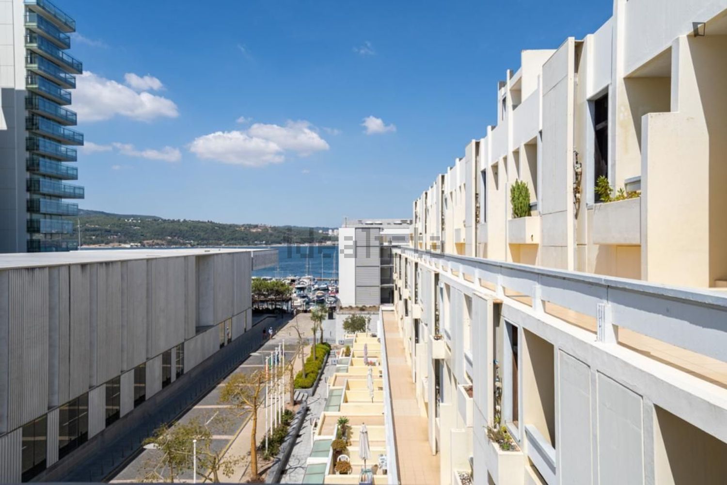 出租公寓 t2在Rua da Azinheira - 照片