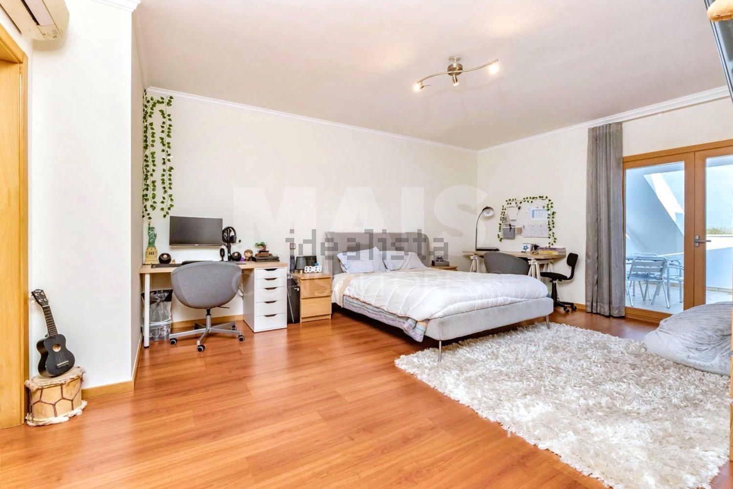 公寓 t4出售在Rua Alexandre Herculano - 客厅