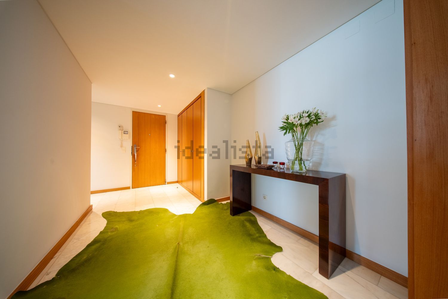 公寓 t4出售在Rua da Nau Catrineta, 1 - 前厅