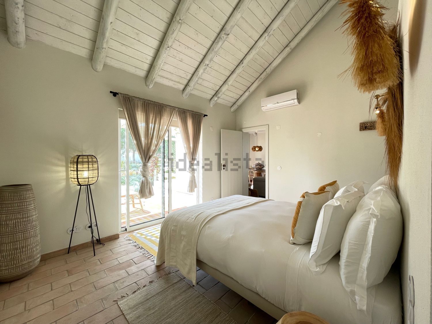 小楼房或独栋别墅出售Authentic Bicas s/n - 卧室