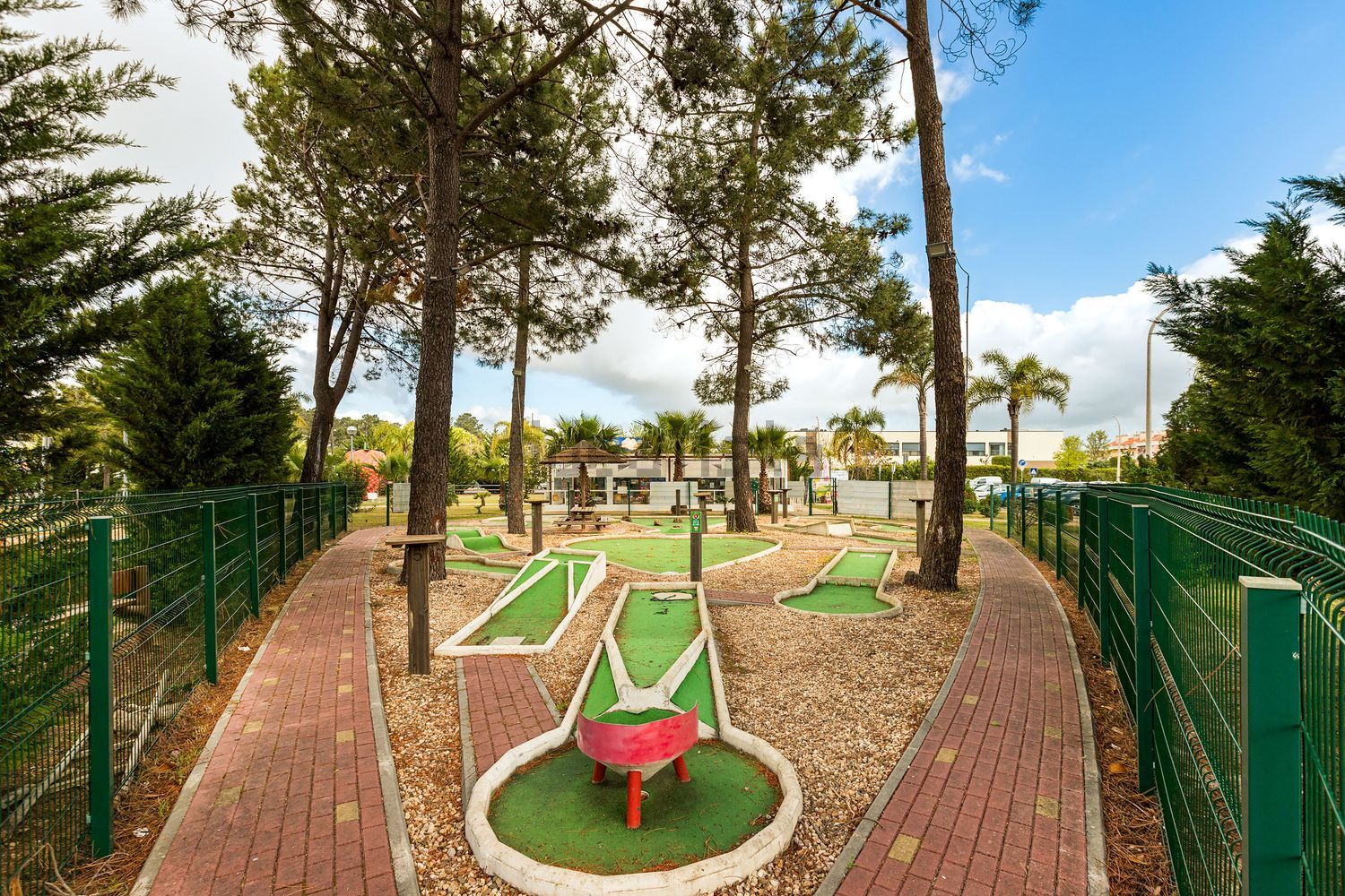 出租公寓 t2在Rua Luísa Tody, 88 - 花园