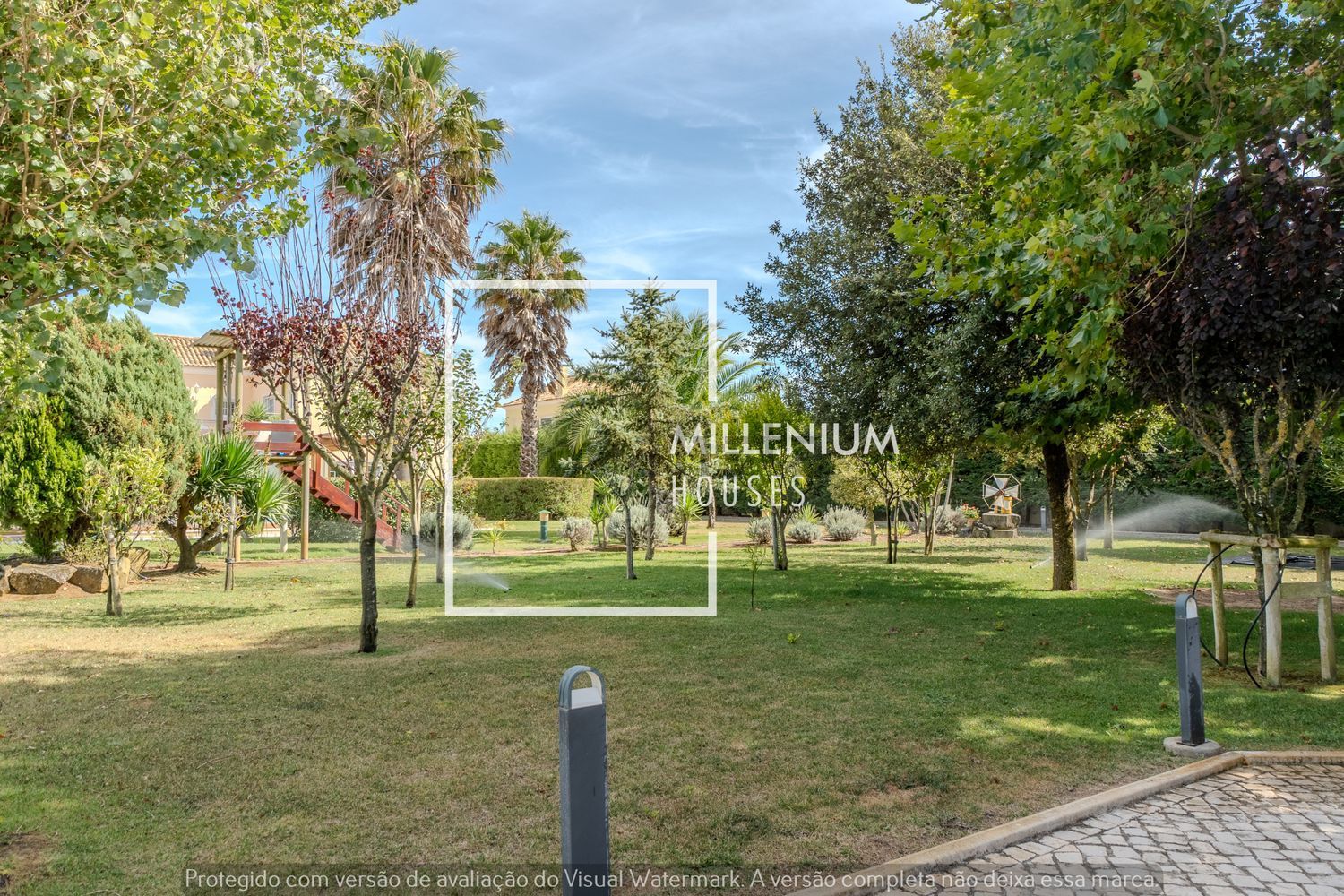 小楼房或独栋别墅出售在Rua do Moinho, 2 - 花园