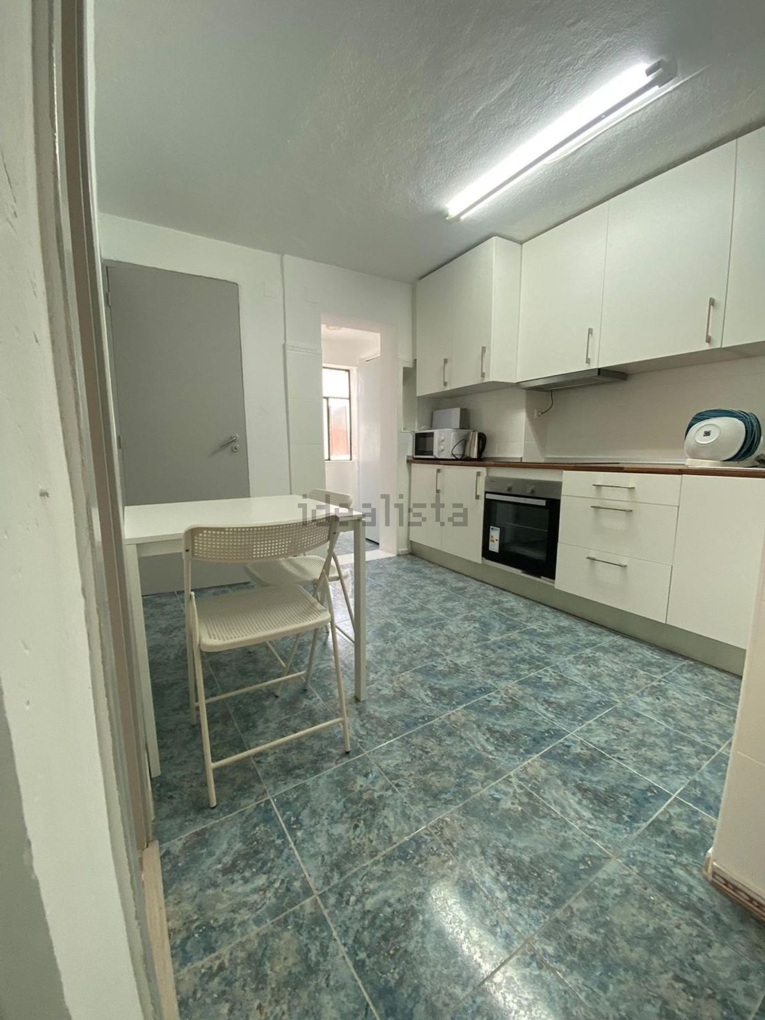 出租房间在Rua Capitão-Mor Lopes Sequeira, 5 - 厨房