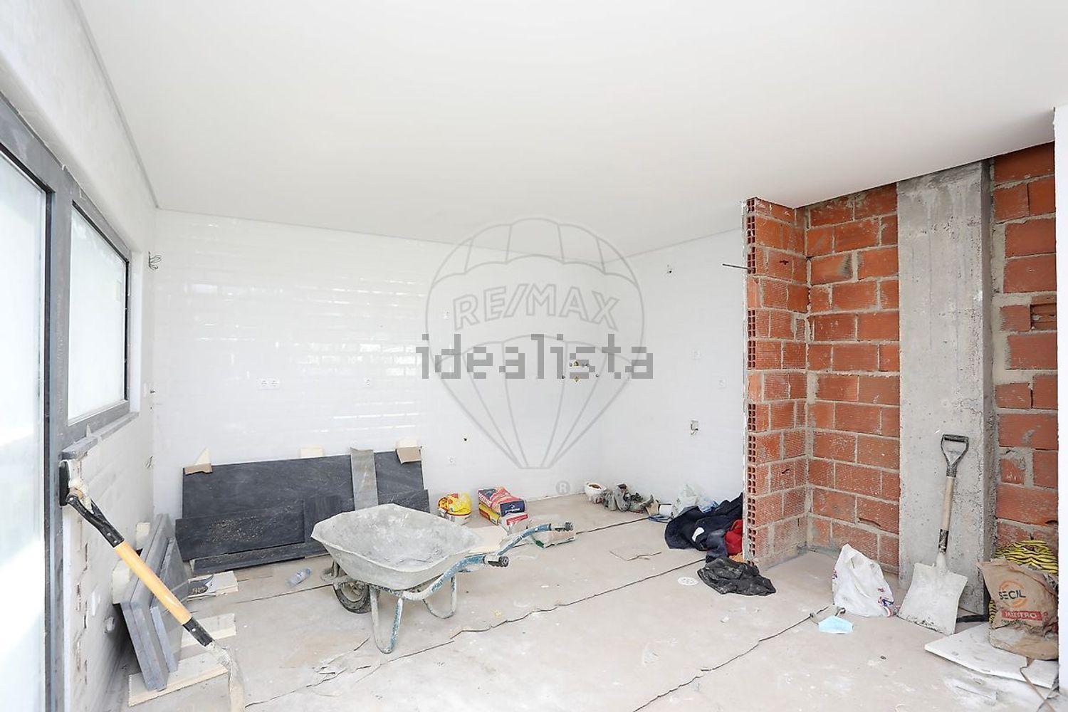 小楼房或独栋别墅出售在Rua das Flores - 照片