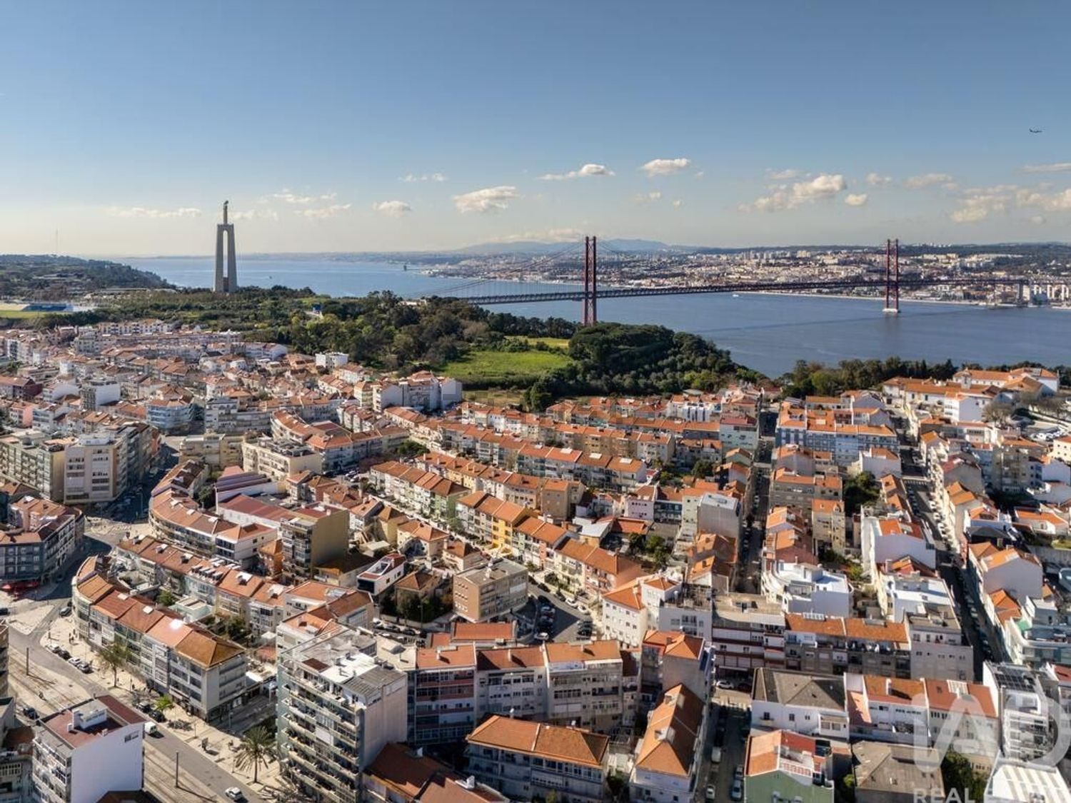 公寓 t4出售在Almada - 视线